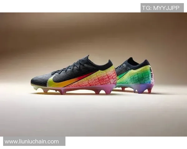 揭秘球星专属足球鞋配置 助力打造赛场神奇表现 揭秘球星专属足球鞋配置 助力打造赛场神奇表现